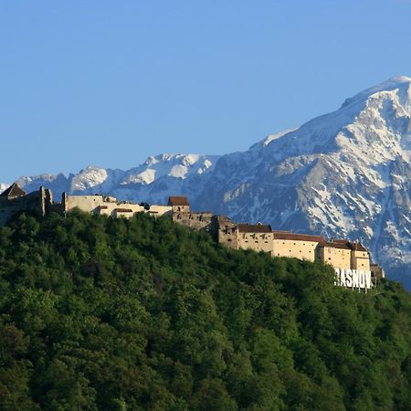 Rem'S Pension Hotel Rîşnov Kültér fotó